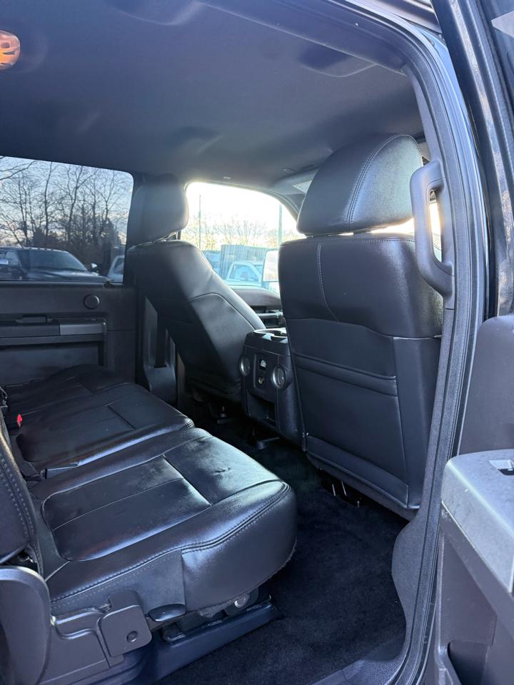 Ford F-250 SD Lariat Crew Cab Long Bed 4WD 2011