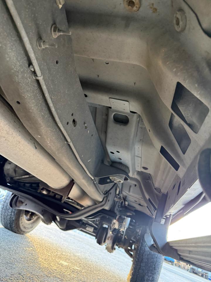 Ford F-250 SD Lariat Crew Cab Long Bed 4WD 2011