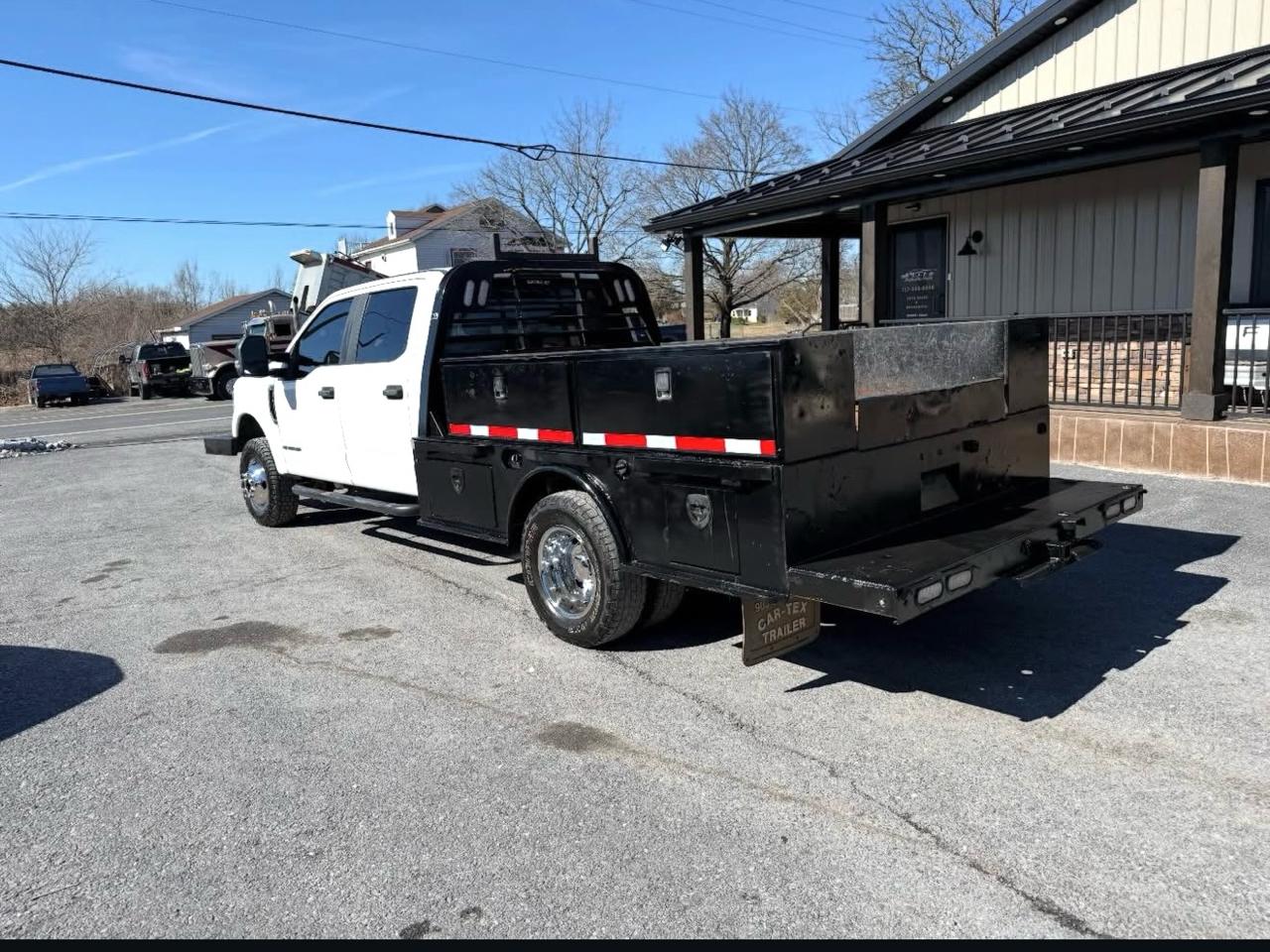 Ford F-350 SD XLT Crew Cab Long Bed DRW 4WD 2017