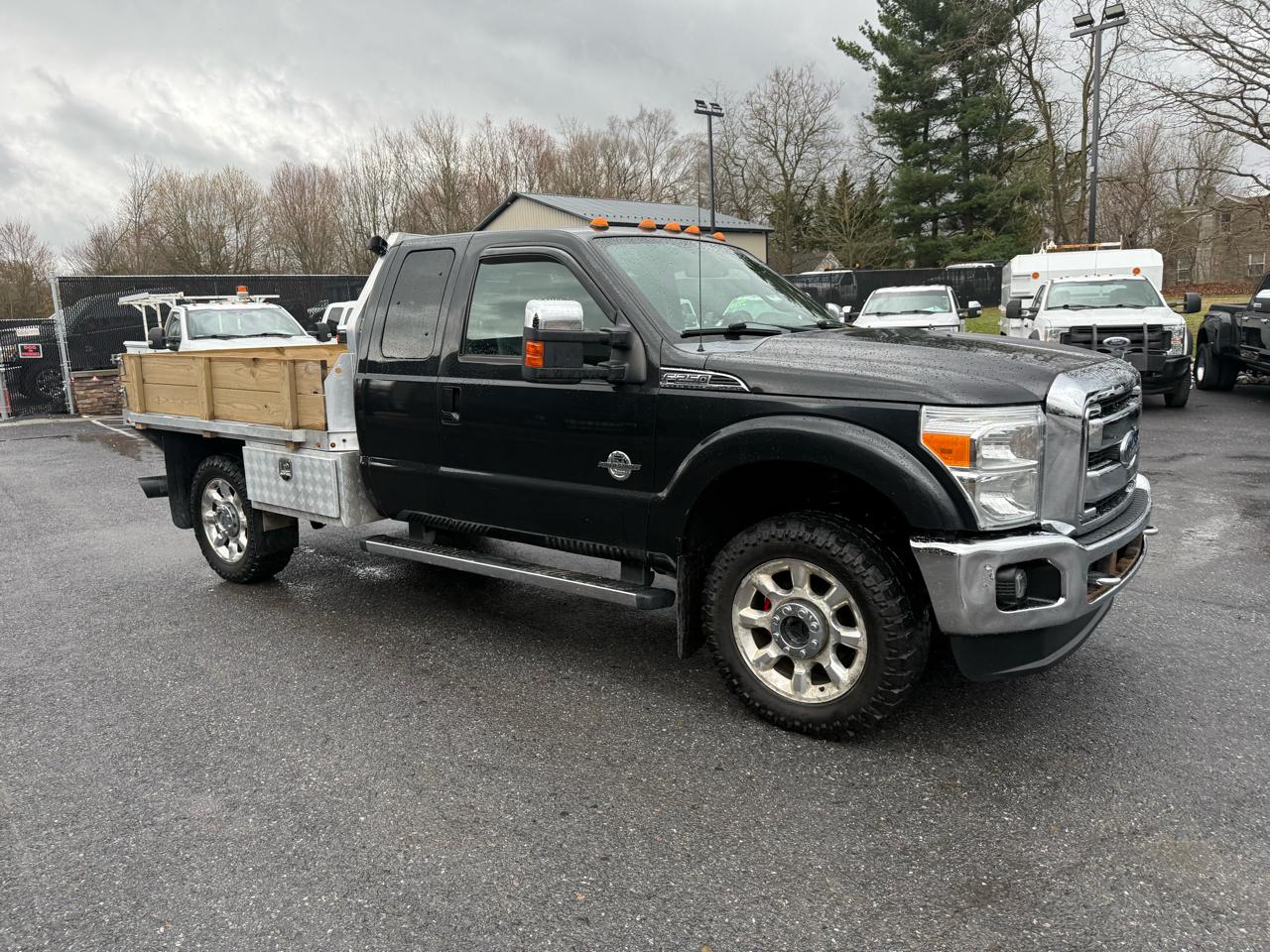 Ford F-250 SD Lariat SuperCab 4WD 2011