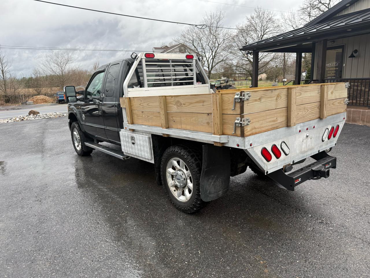 Ford F-250 SD Lariat SuperCab 4WD 2011