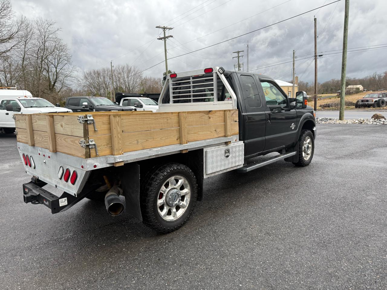 Ford F-250 SD Lariat SuperCab 4WD 2011