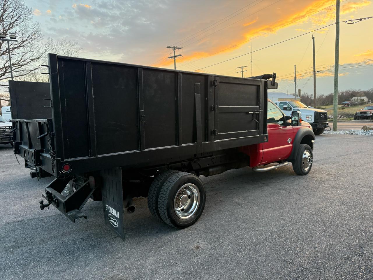 Ford F-550 Regular Cab DRW 4WD 2011