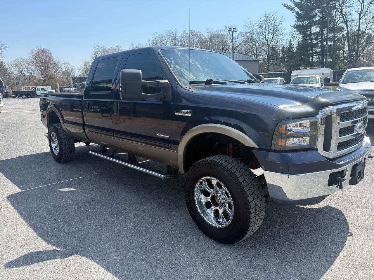 Ford F-350 SD Lariat Crew Cab 4WD 2005