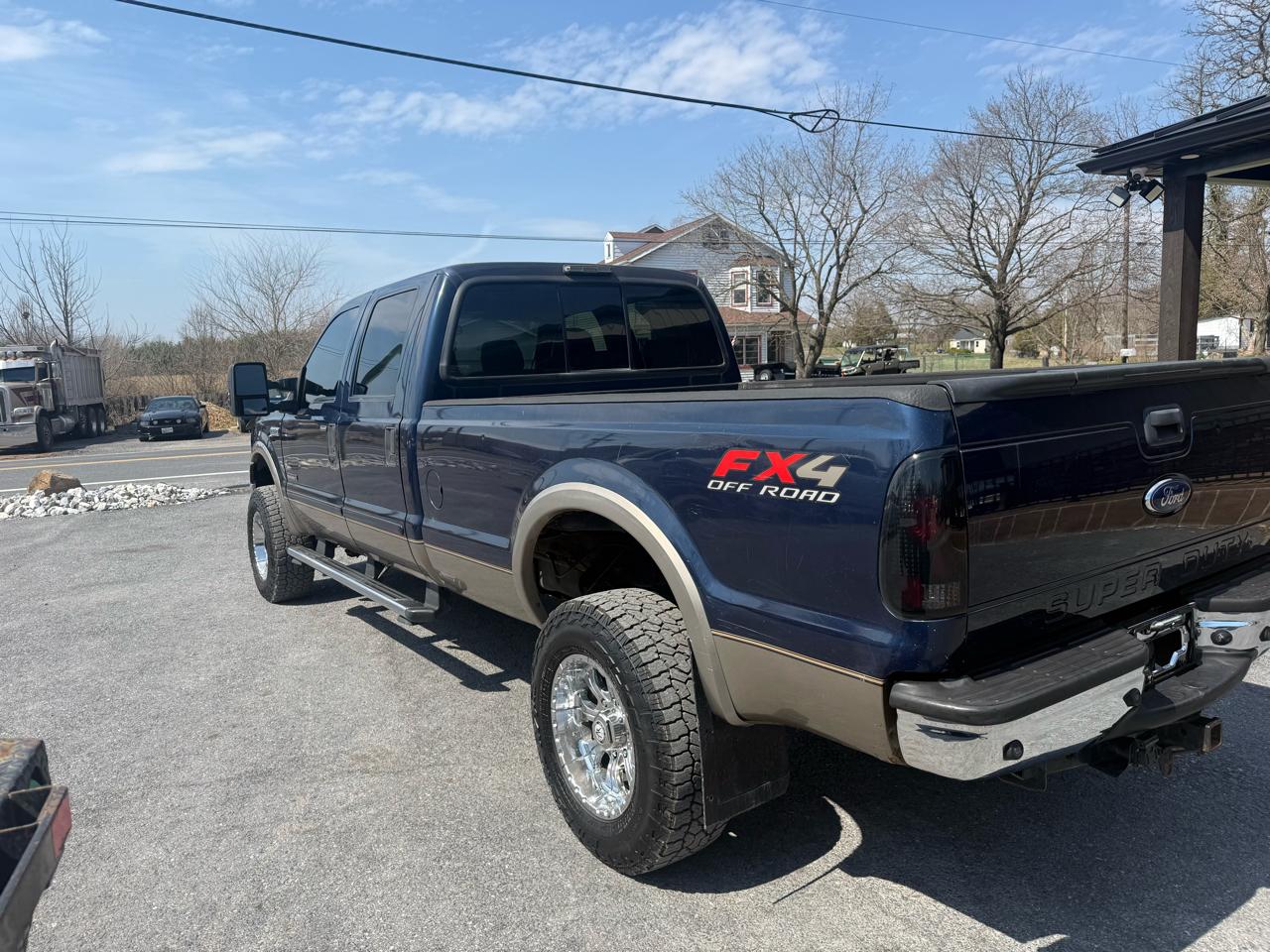 Ford F-350 SD Lariat Crew Cab 4WD 2005