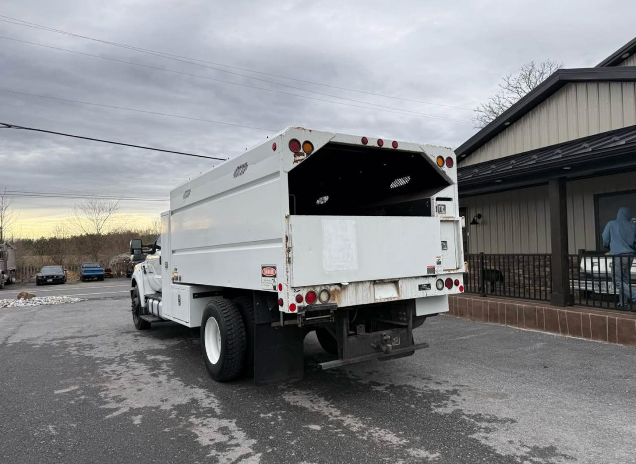 Ford F-750 SuperCab 2WD DRW 2017