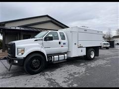 2017 Ford F-750 