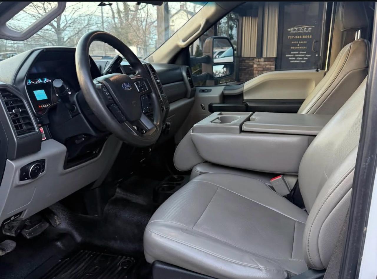 Ford F-550 Crew Cab DRW 4WD 2018