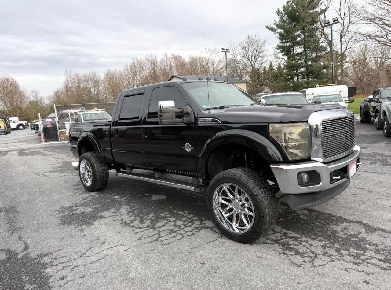 Ford F-250 SD Lariat Crew Cab 4WD 2013