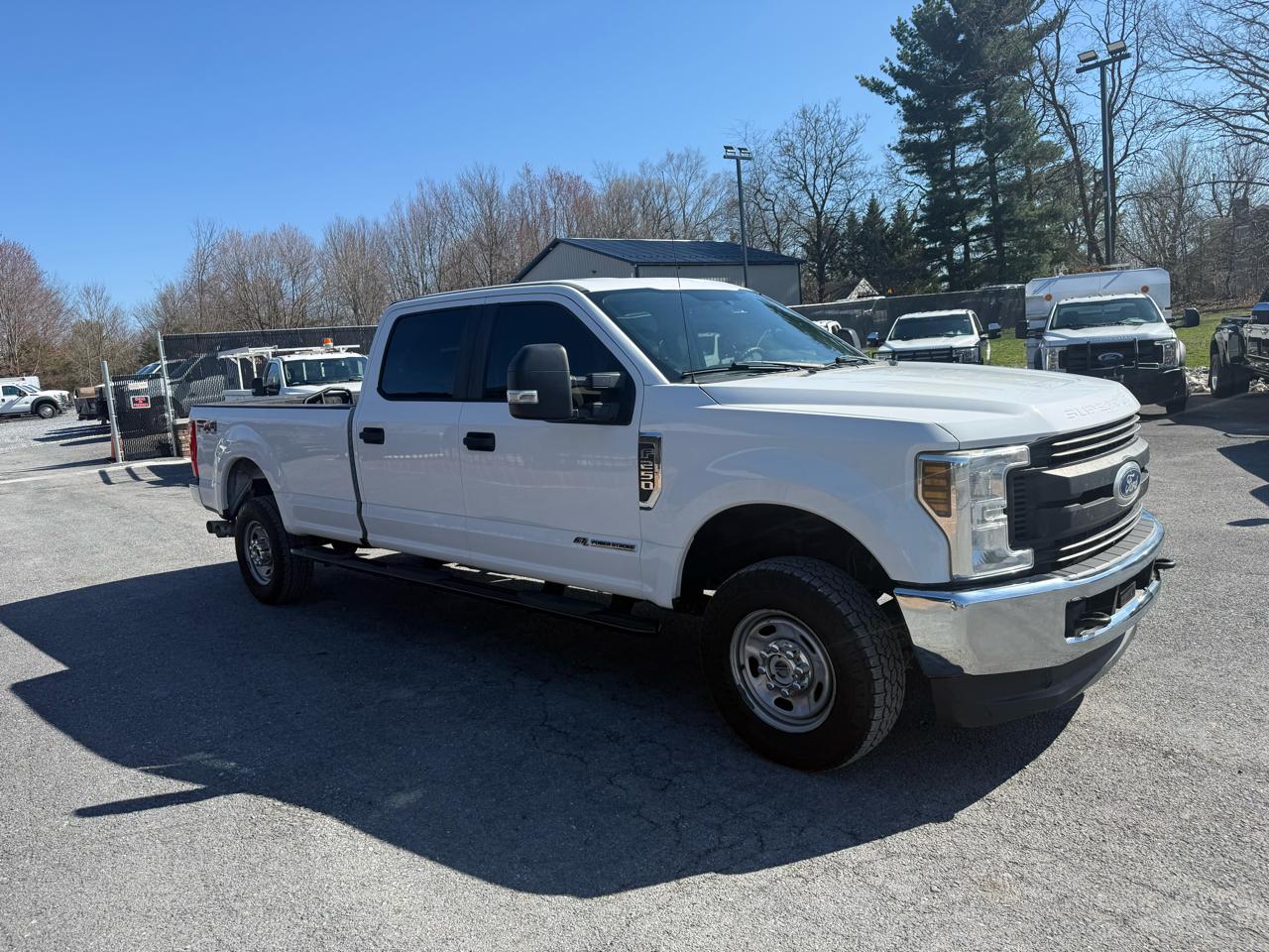 Ford F-250 SD XL Crew Cab Long Bed 4WD 2019