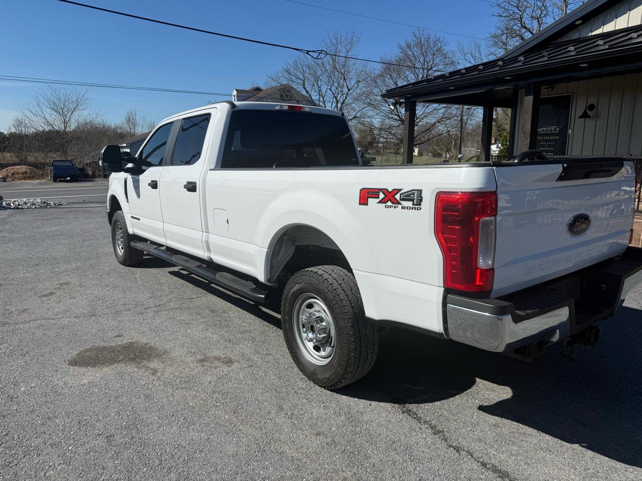 Ford F-250 SD XL Crew Cab Long Bed 4WD 2019