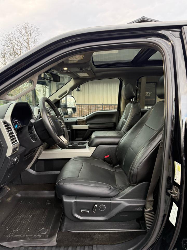 Ford F-250 SD Lariat Crew Cab 4WD 2017