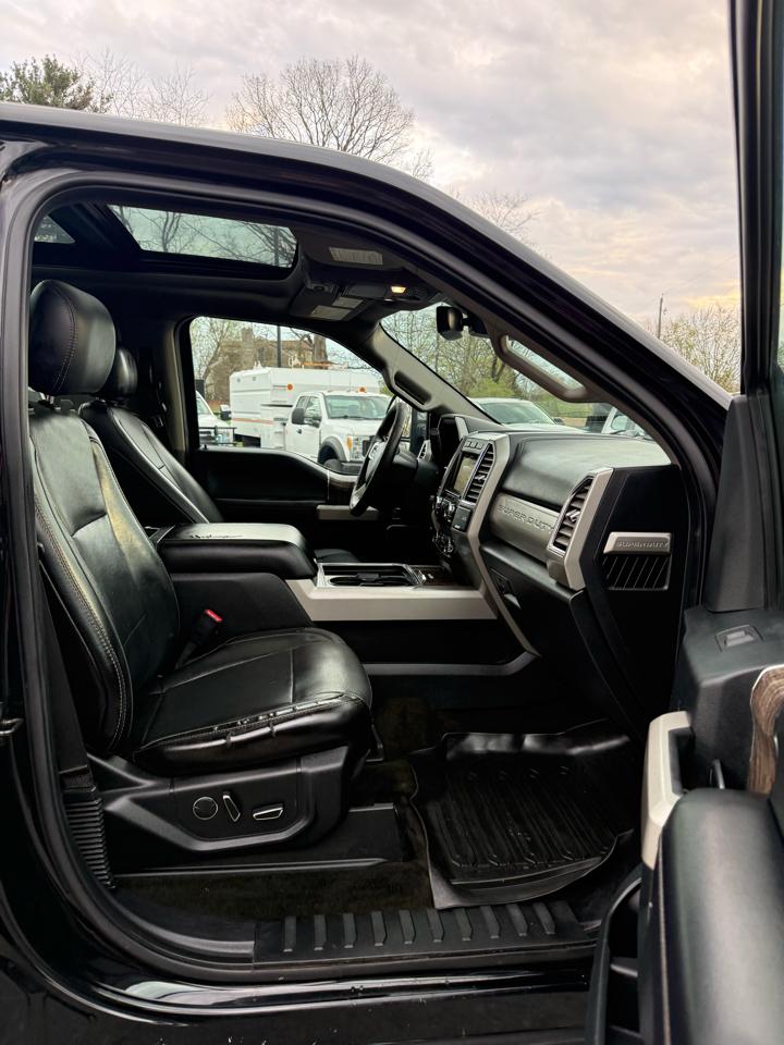 Ford F-250 SD Lariat Crew Cab 4WD 2017