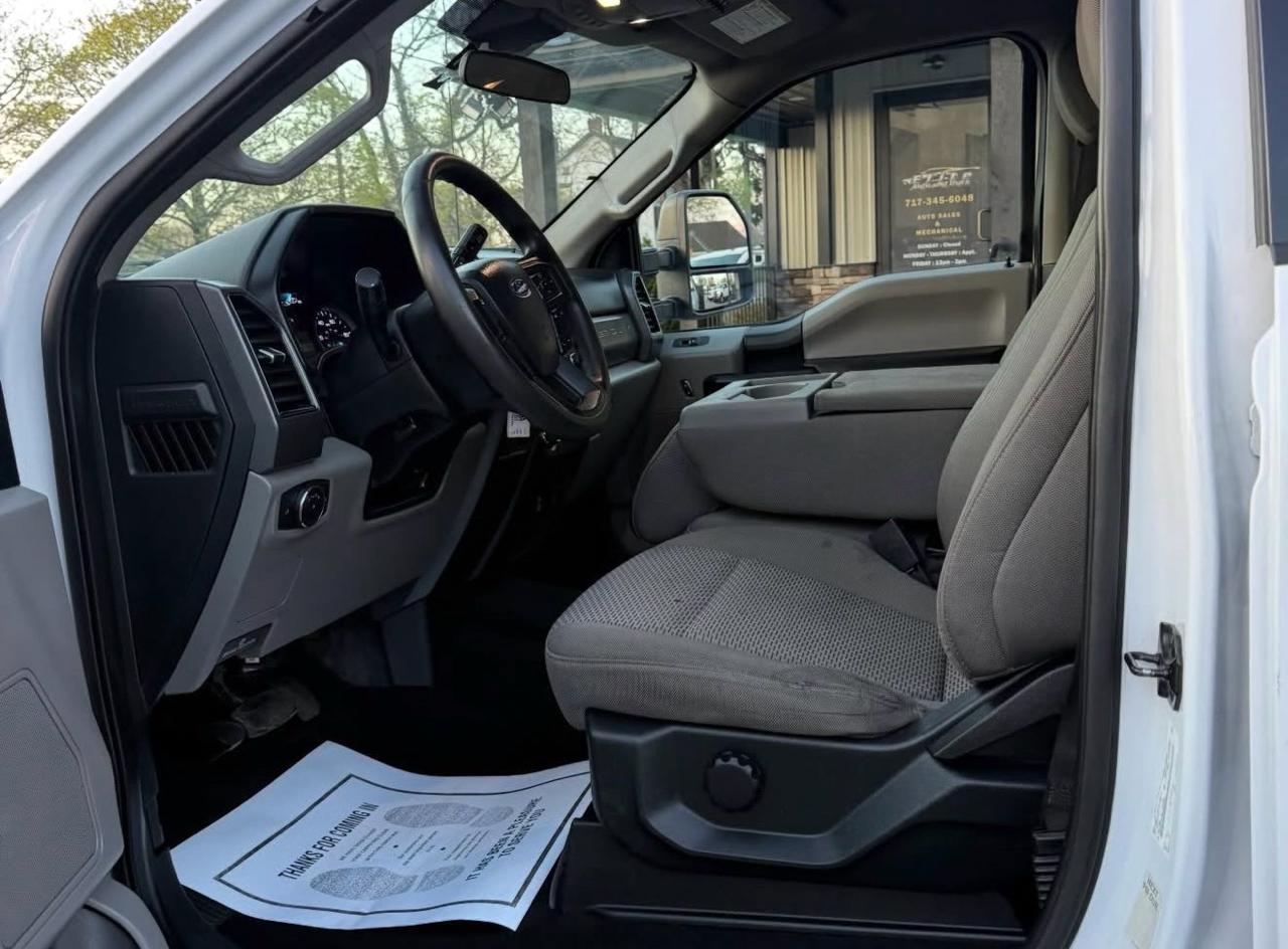 Ford F-350 SD XLT Crew Cab 4WD 2020