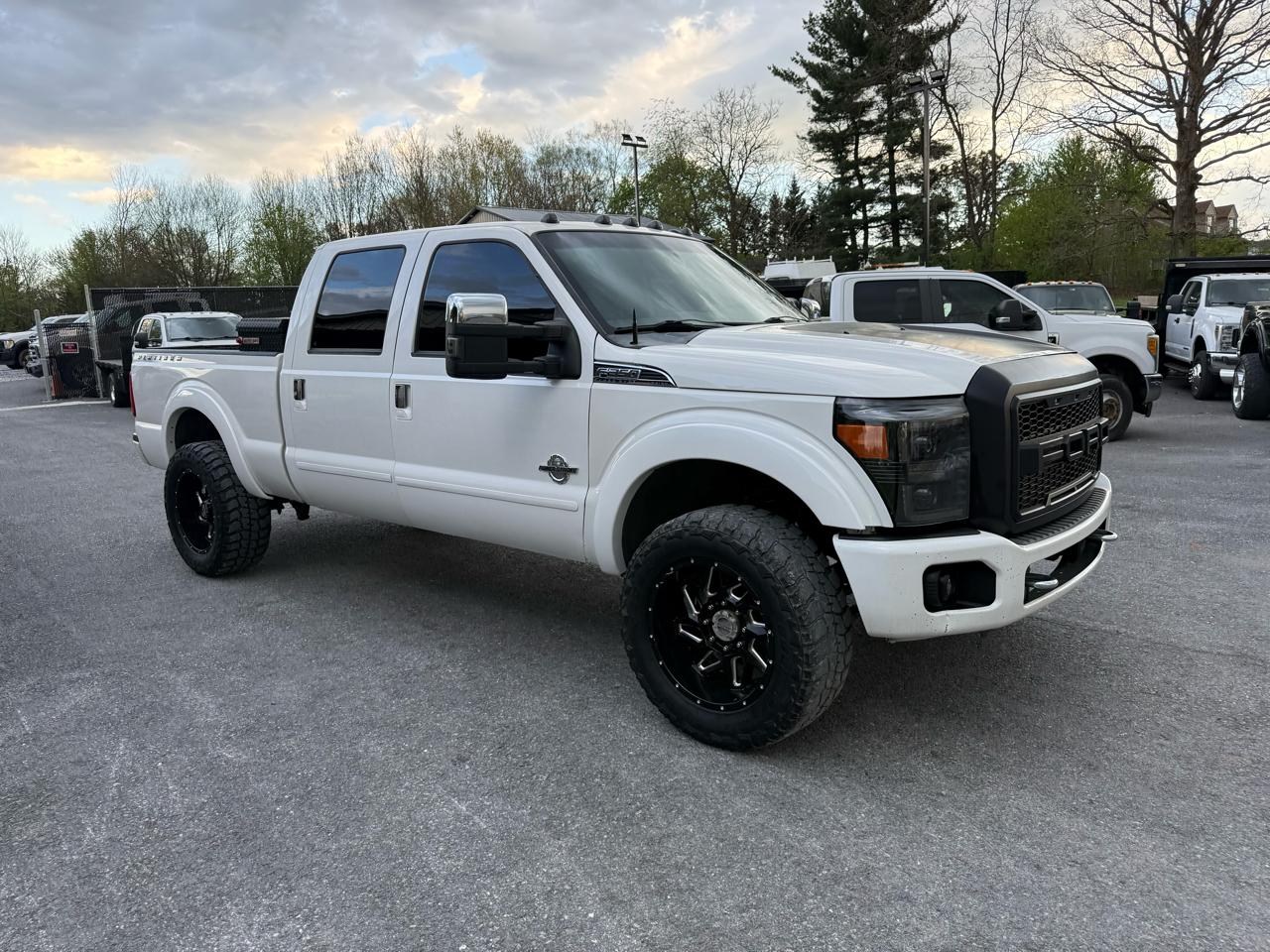 Ford F-350 SD Platinum Crew Cab 4WD 2014