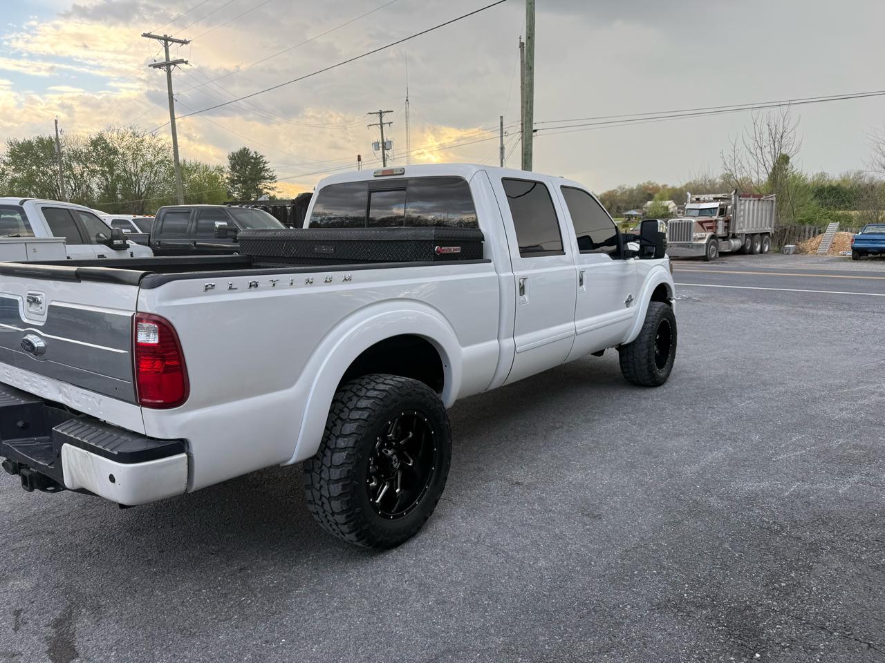 Ford F-350 SD Platinum Crew Cab 4WD 2014