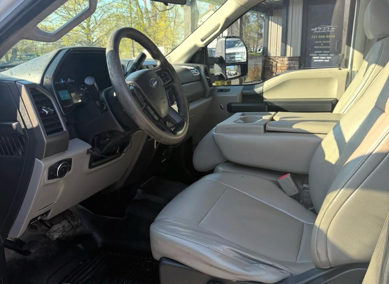 Ford F-450 SD Crew Cab DRW 4WD 2017