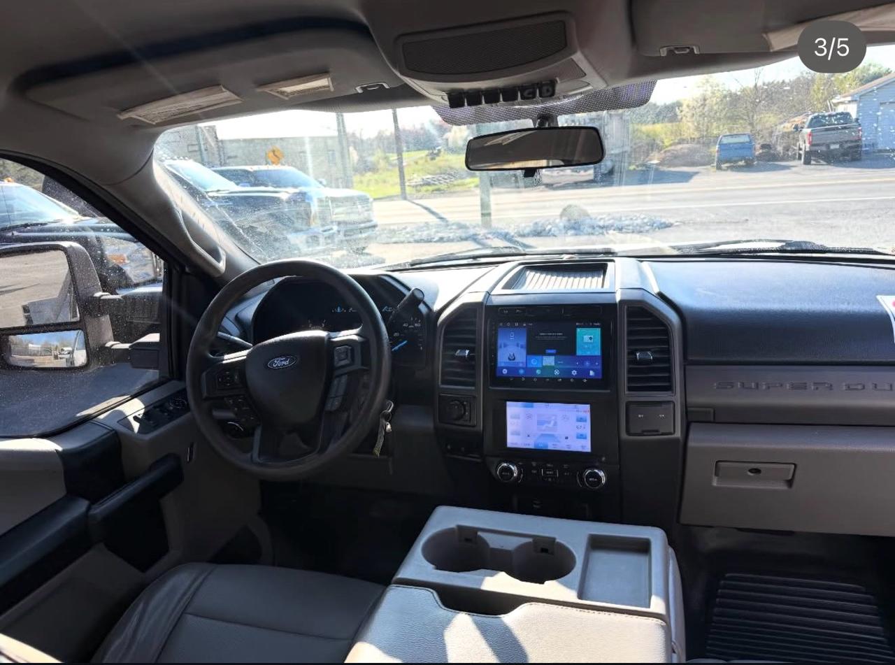 Ford F-450 SD Crew Cab DRW 4WD 2017