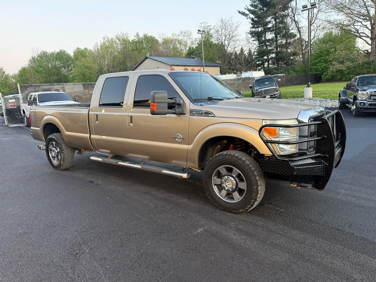 Ford F-350 SD Lariat Crew Cab Long Bed 4WD 2011
