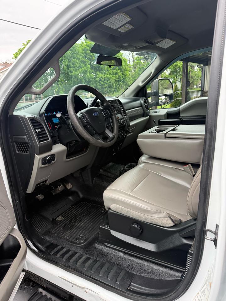 Ford F-350 SD XL Crew Cab Long Bed 4WD 2018