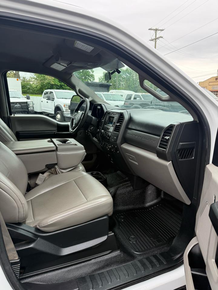 Ford F-350 SD XL Crew Cab Long Bed 4WD 2018