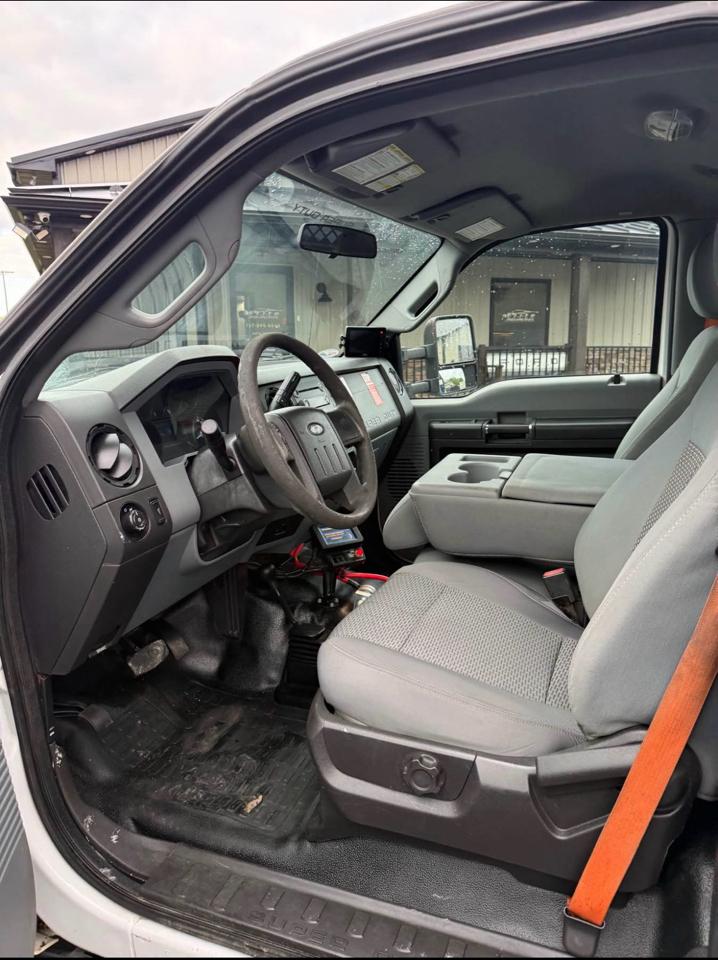 Ford F-550 Regular Cab DRW 4WD 2015