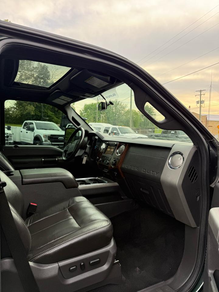 Ford F-350 SD Lariat Crew Cab Long Bed 4WD 2012