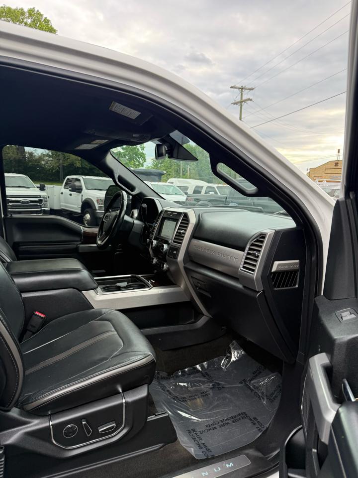 Ford F-350 SD Platinum Crew Cab 4WD 2017
