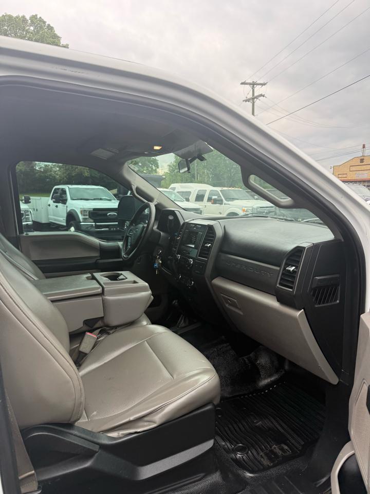 Ford F-450 SD XL Crew Cab DRW 4WD 2017