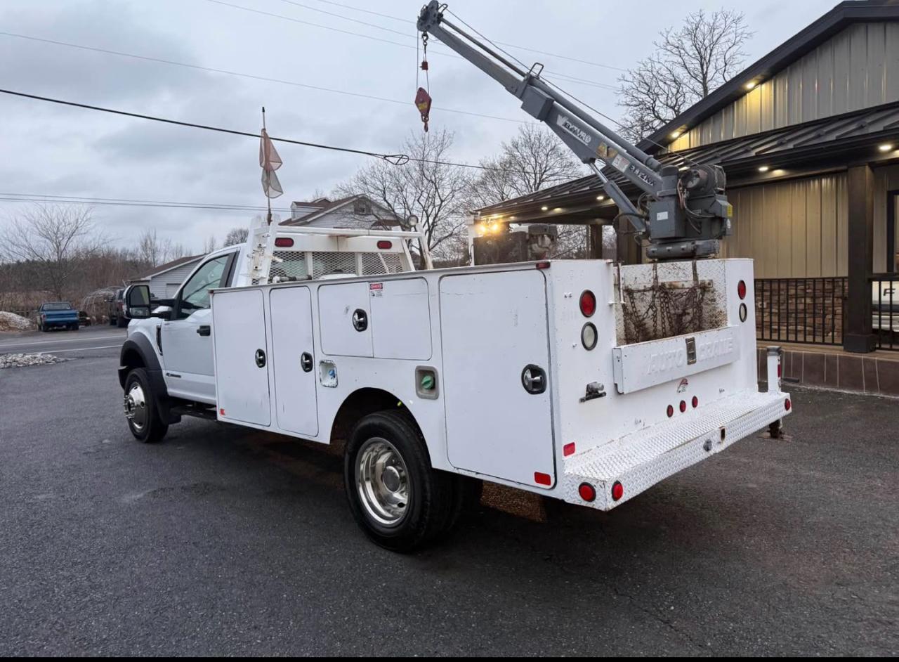 Ford F-550 Regular Cab DRW 4WD 2017