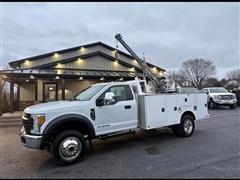 2017 Ford F-550 