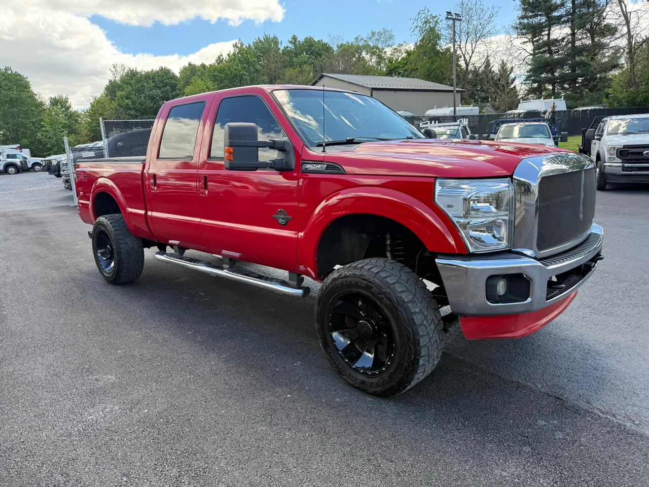 Ford F-250 SD Lariat Crew Cab 4WD 2011