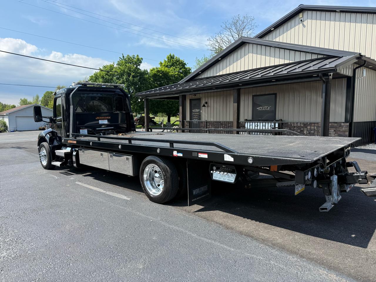 Peterbilt 536  2024