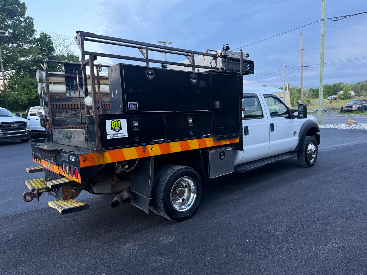 Ford F-550 Crew Cab DRW 4WD 2016
