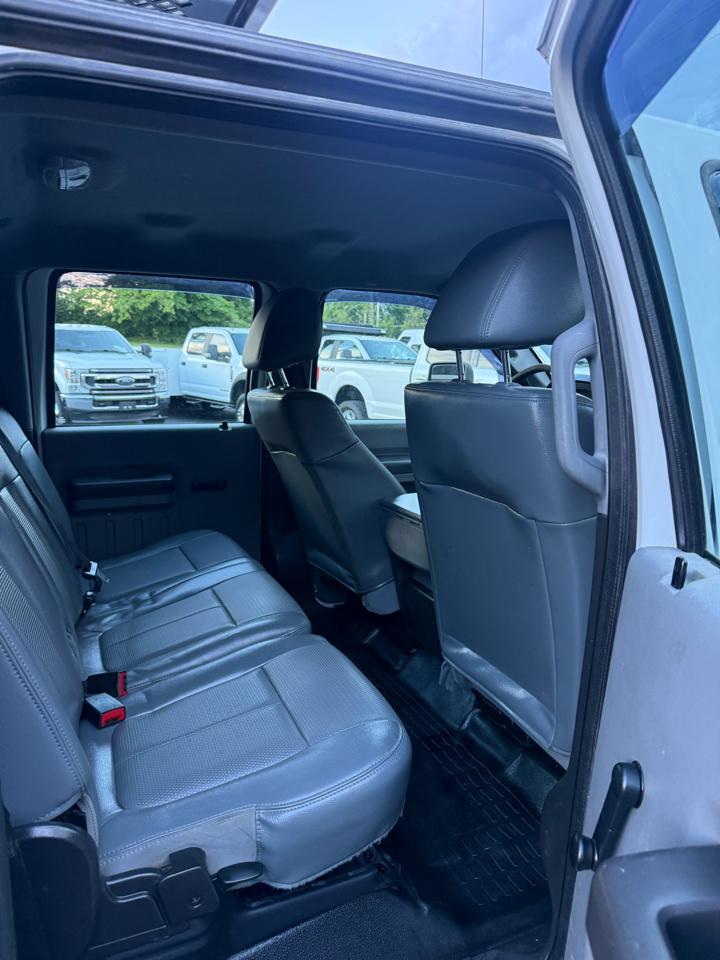 Ford F-550 Crew Cab DRW 4WD 2016