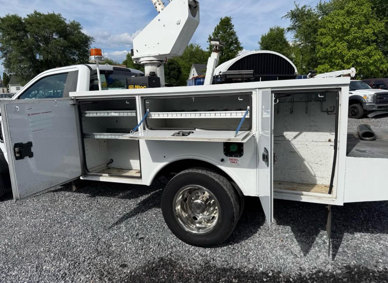 Ford F-550 Regular Cab DRW 2WD 2017