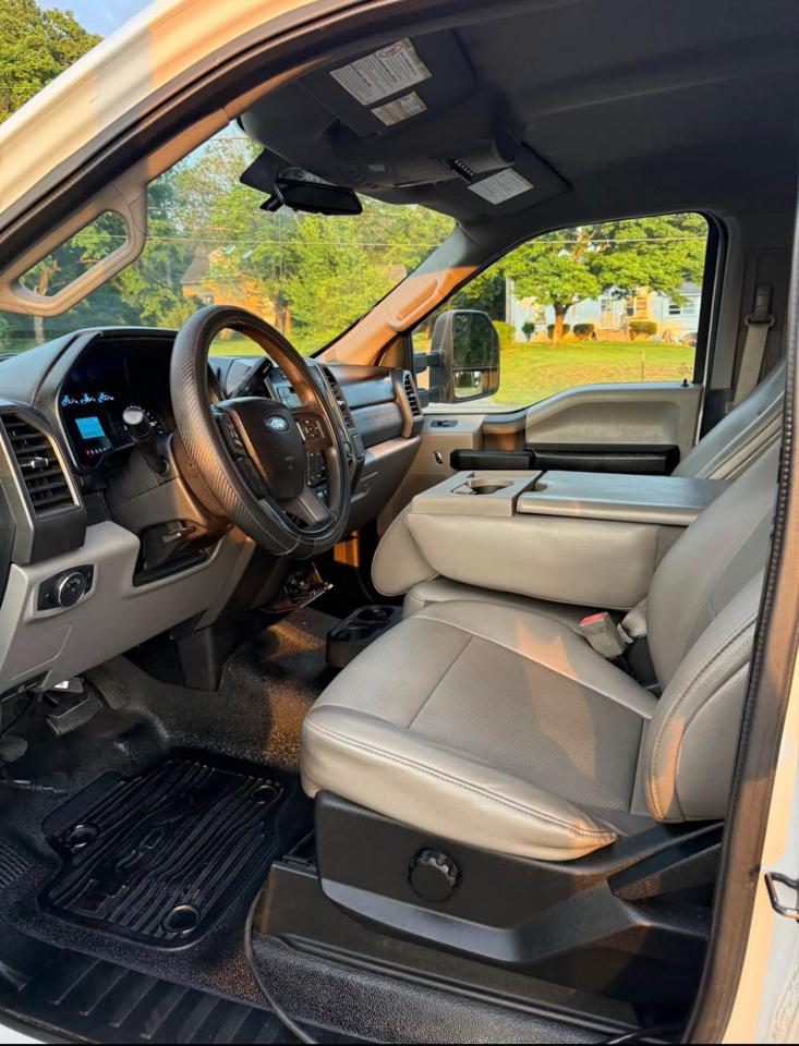 Ford F-550 Regular Cab DRW 4WD 2018