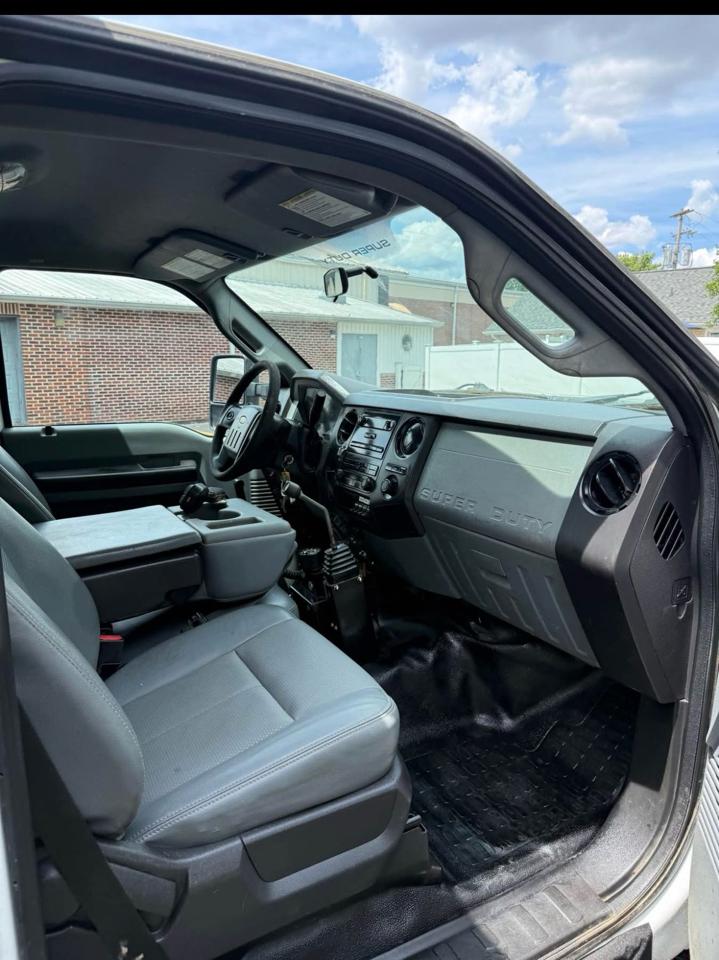 Ford F-350 SD XL DRW 4WD 2015
