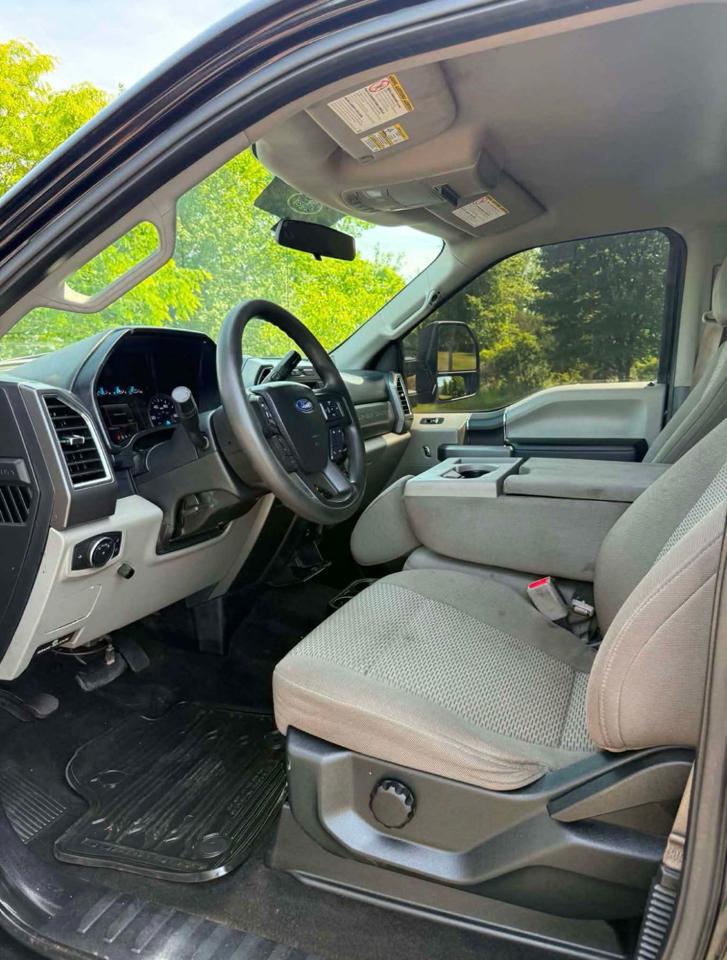Ford F-350 SD XLT Crew Cab 4WD 2017