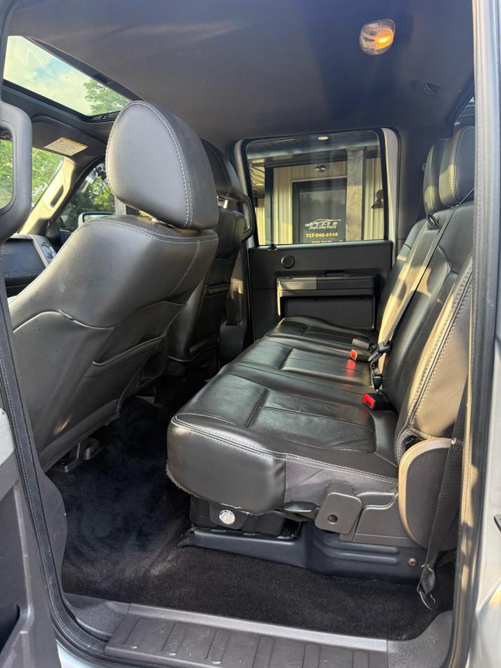 Ford F-250 SD Lariat Crew Cab Long Bed 4WD 2011