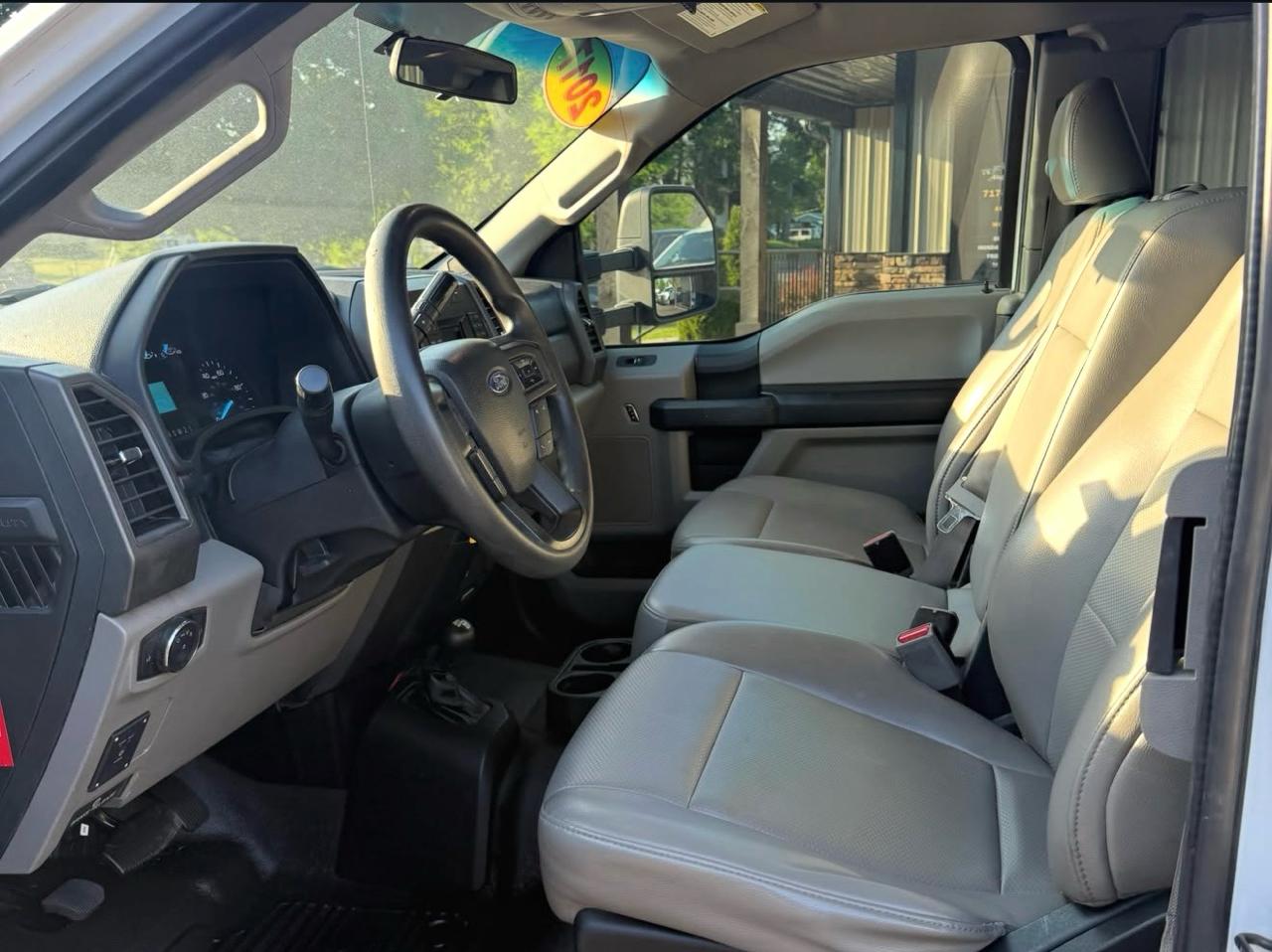 Ford F-550 SuperCab DRW 4WD 2017