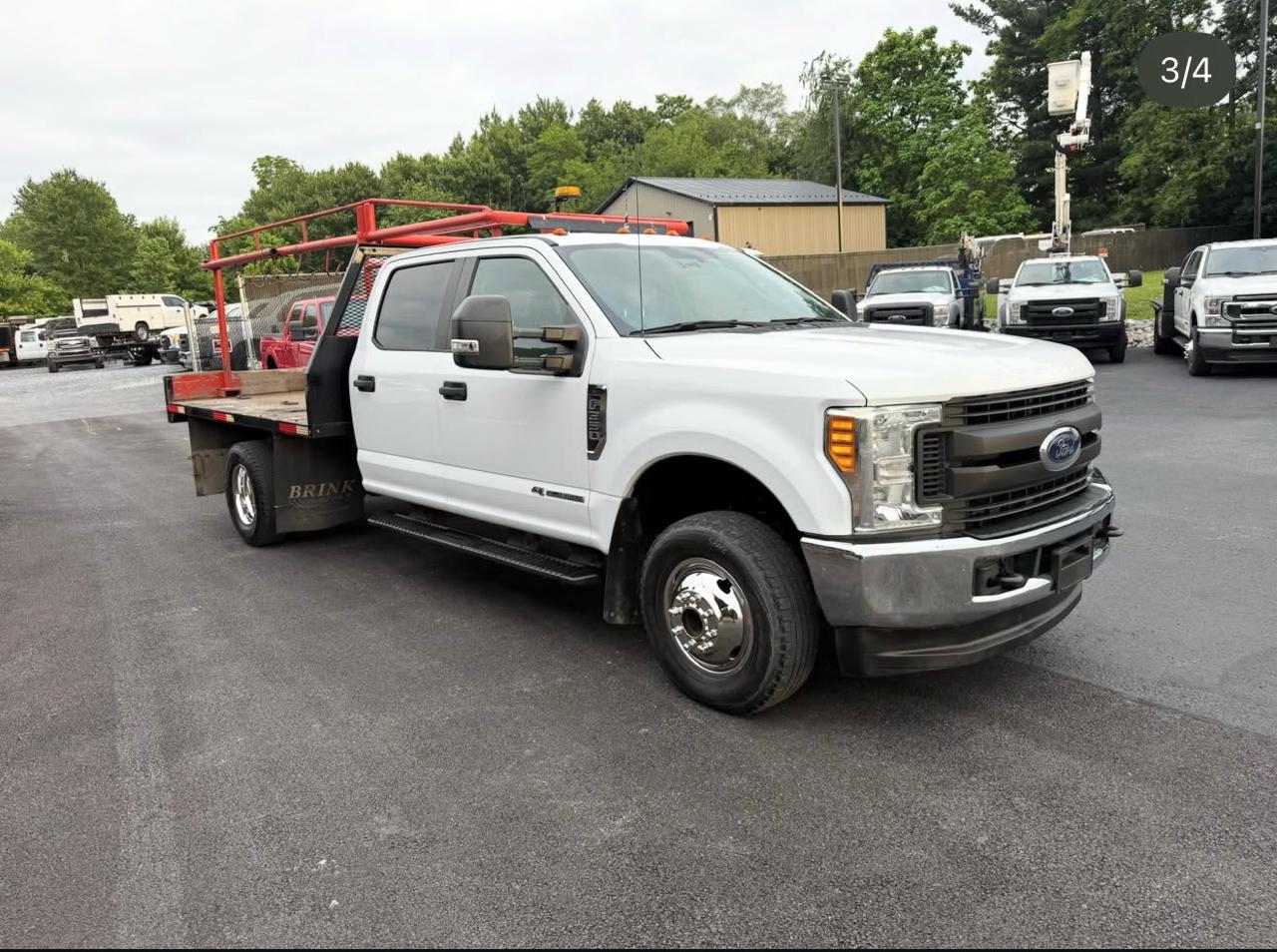 Ford F-350 SD XL Crew Cab Long Bed DRW 4WD 2017