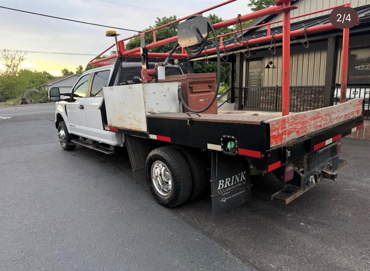 Ford F-350 SD XL Crew Cab Long Bed DRW 4WD 2017