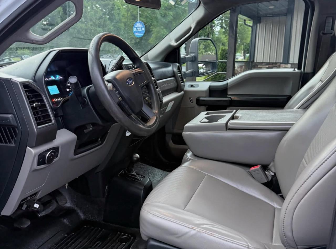 Ford F-550 Regular Cab DRW 4WD 2019