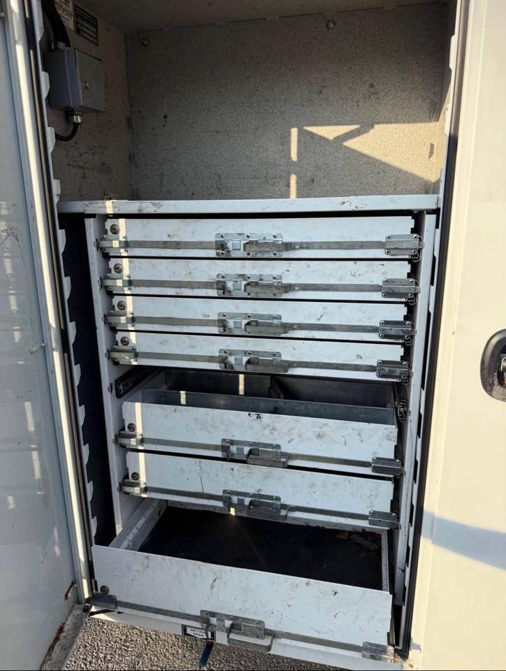 Ford F-550 Regular Cab DRW 2WD 2017