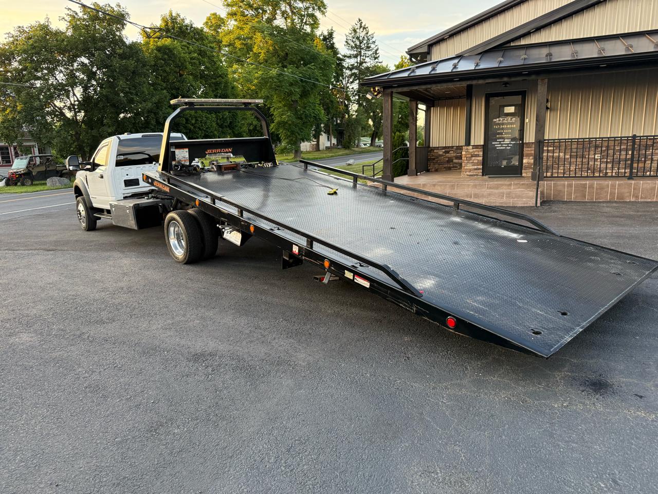 Ford F-550 Regular Cab DRW 4WD 2021