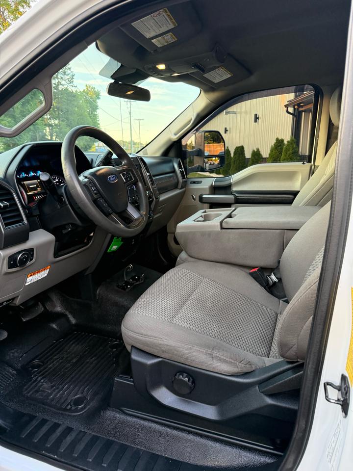 Ford F-550 Regular Cab DRW 4WD 2021