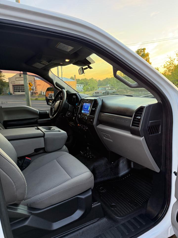 Ford F-550 Regular Cab DRW 4WD 2021