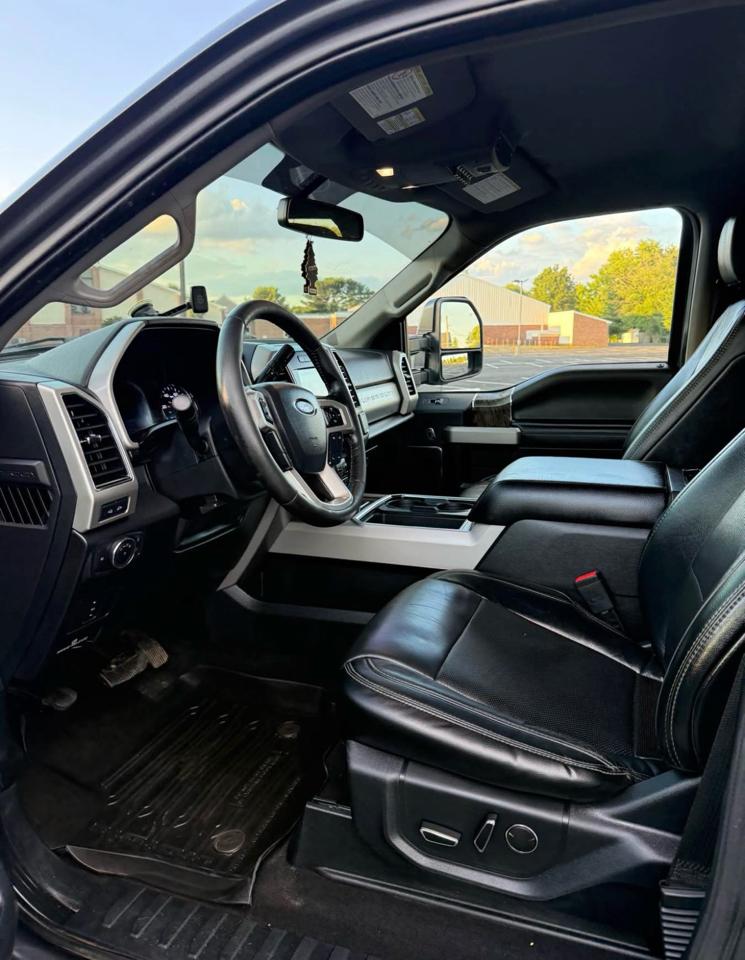 Ford F-450 SD Lariat Crew Cab DRW 4WD 2019