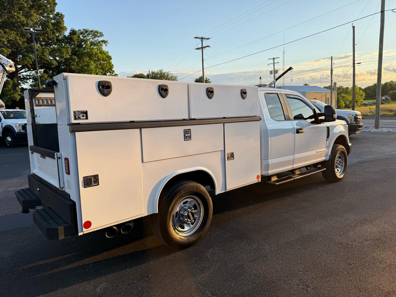 Ford F-350 SD Lariat SuperCab 4WD 2018